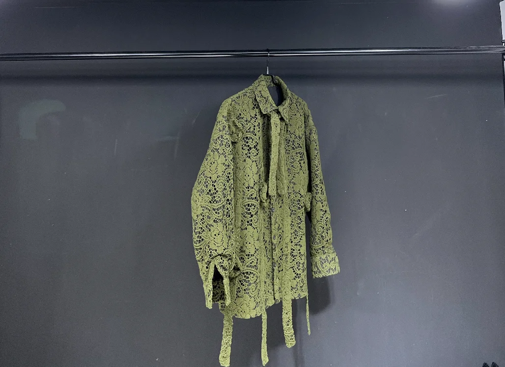 Wholesale 2023 Autumn New Green Embossed Opaque Lace Handmade Thin Pattern Cardigan Shirt Women's Shirts