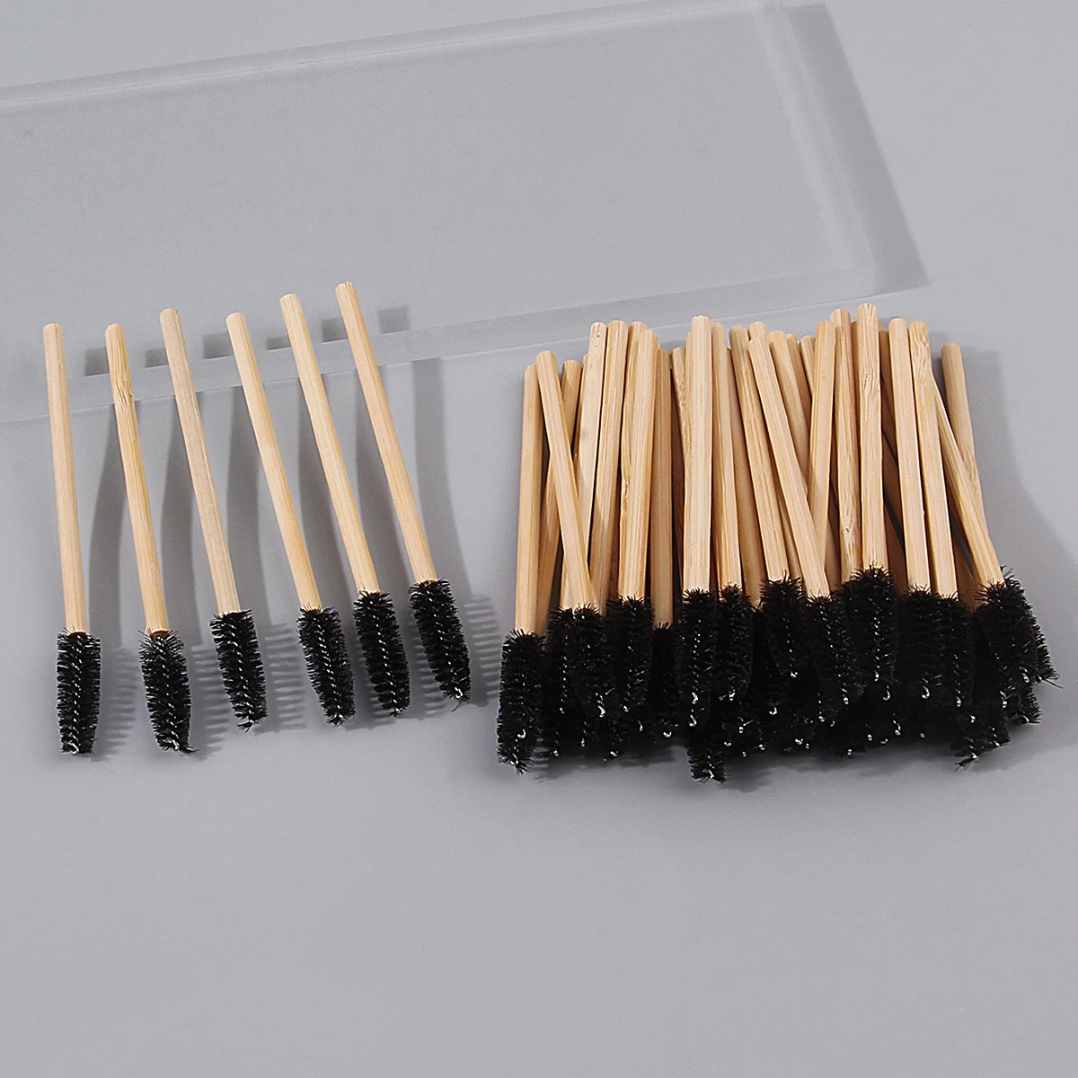 50PCS high-end bamboo-handled spiral mascara brush,curling eyebrow brush, multi-functional mini mascara brush, portable eye tool