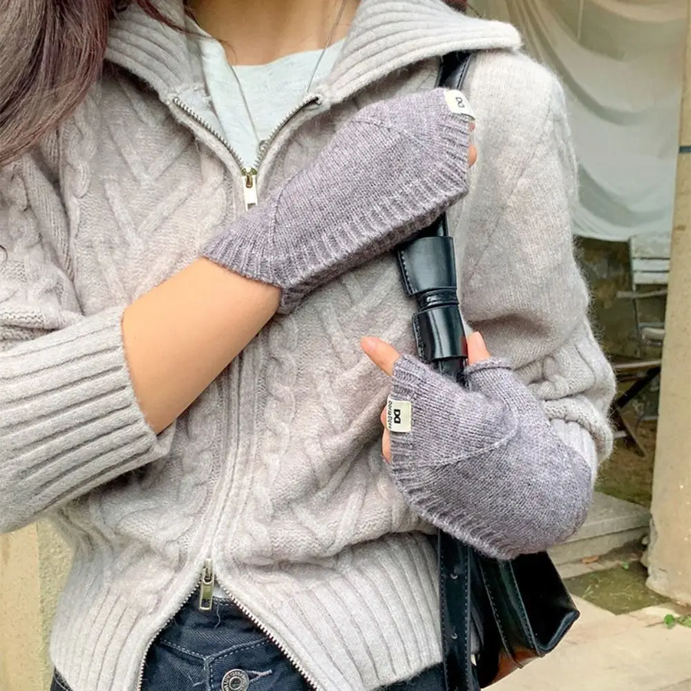 Simple Warm Touch Screen Half Gloves Thicken Korean Conch Knitted Gloves Creative Short Winter Shell Gloves Cycling