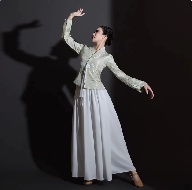 

Ханбок корейский костюм этнического меньшинства Янцзи танцевальный костюм корейский художественный экзамен костюм для выступлений