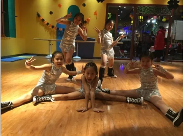 Girls Stage Dancewear Kid Hip-Hop Hip Hop Jazz Dance Costume Suit Paillette Modern Dress Girl Cheerleading Clothes - Image 5