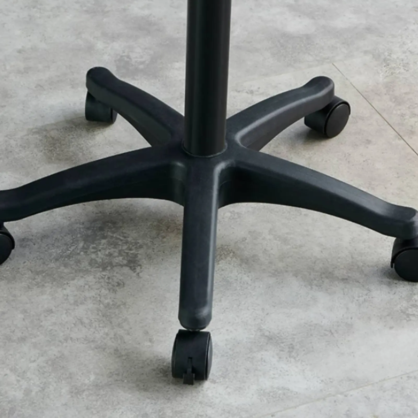 Mobile Overbed Table Space-Saving Height Adjustable Table Mobile Laptop Desk Sturdy Construction Rolling Laptop Desk for Bedroom
