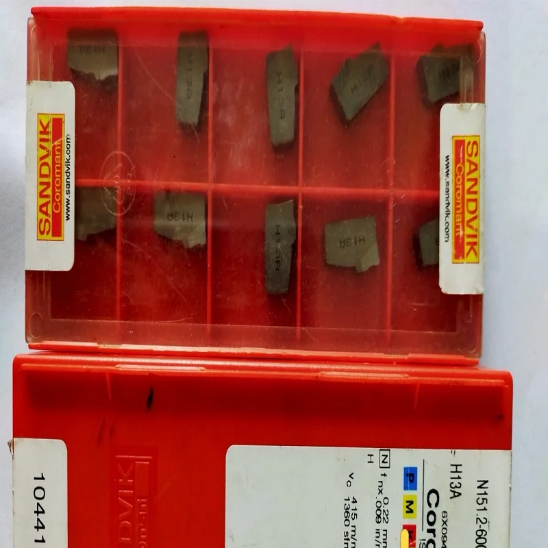 

Hard alloy cutting blades N123H2-0470-0005-GF 1125