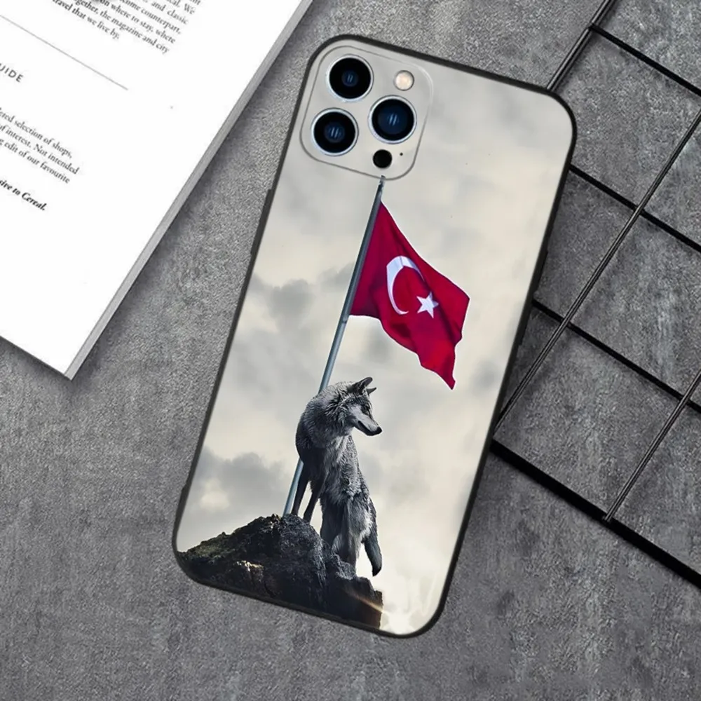 Turk Wolf Turkey Flag Phone Case For iPhone 16,15,14,13,12,11,XS,XR,X,8,7,Pro,Max,Plus,mini Silicone Black Cover