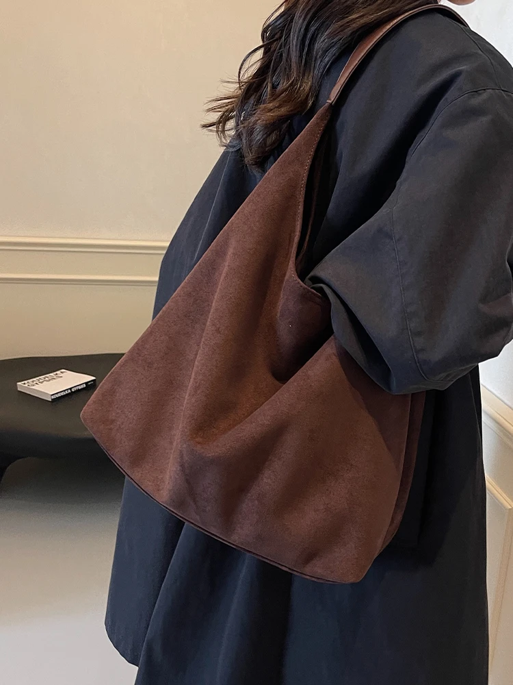 

Faionable Large Capaci Suede oulder Bag Women's 2025 New Sle Casual Simple Soft Handle Magnetic Bule Closure Tote Bag