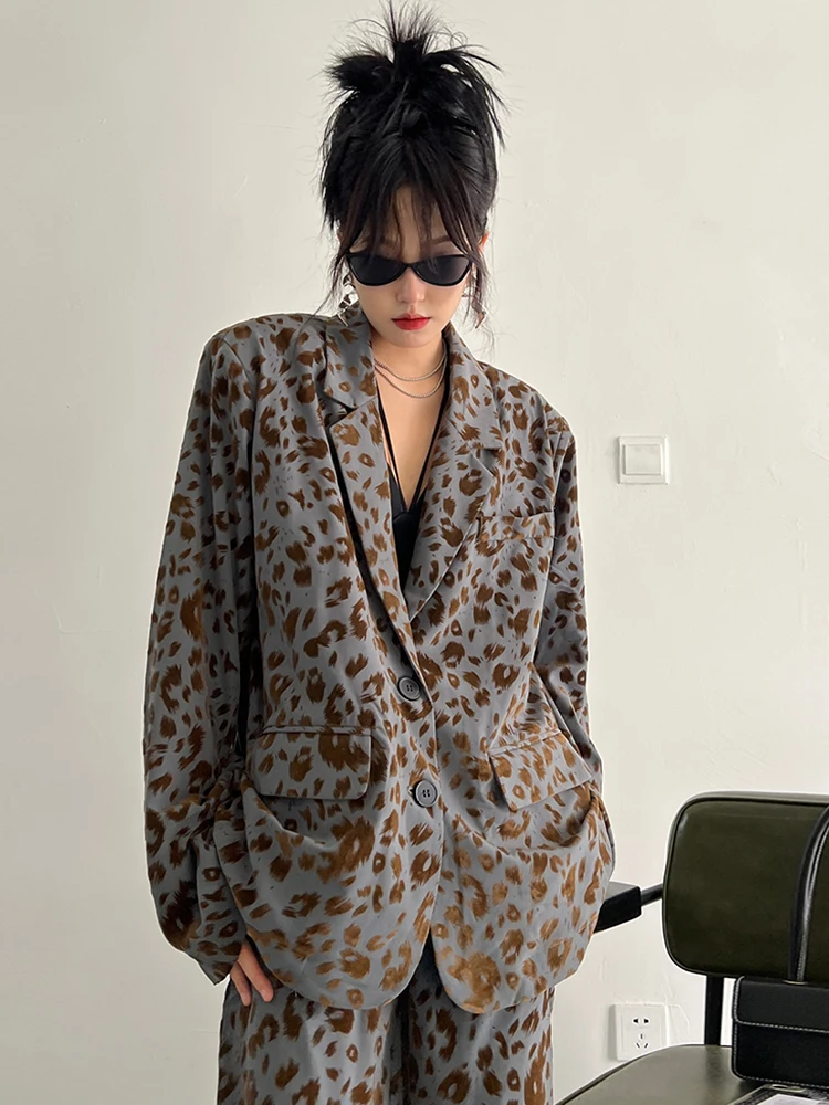 [EAM] Two Piece Suit Wide Leg Pants Leopard Print  Big Size New Lapel Long Sleeve Women Fashion Tide Spring Autumn 2024 1DF1166