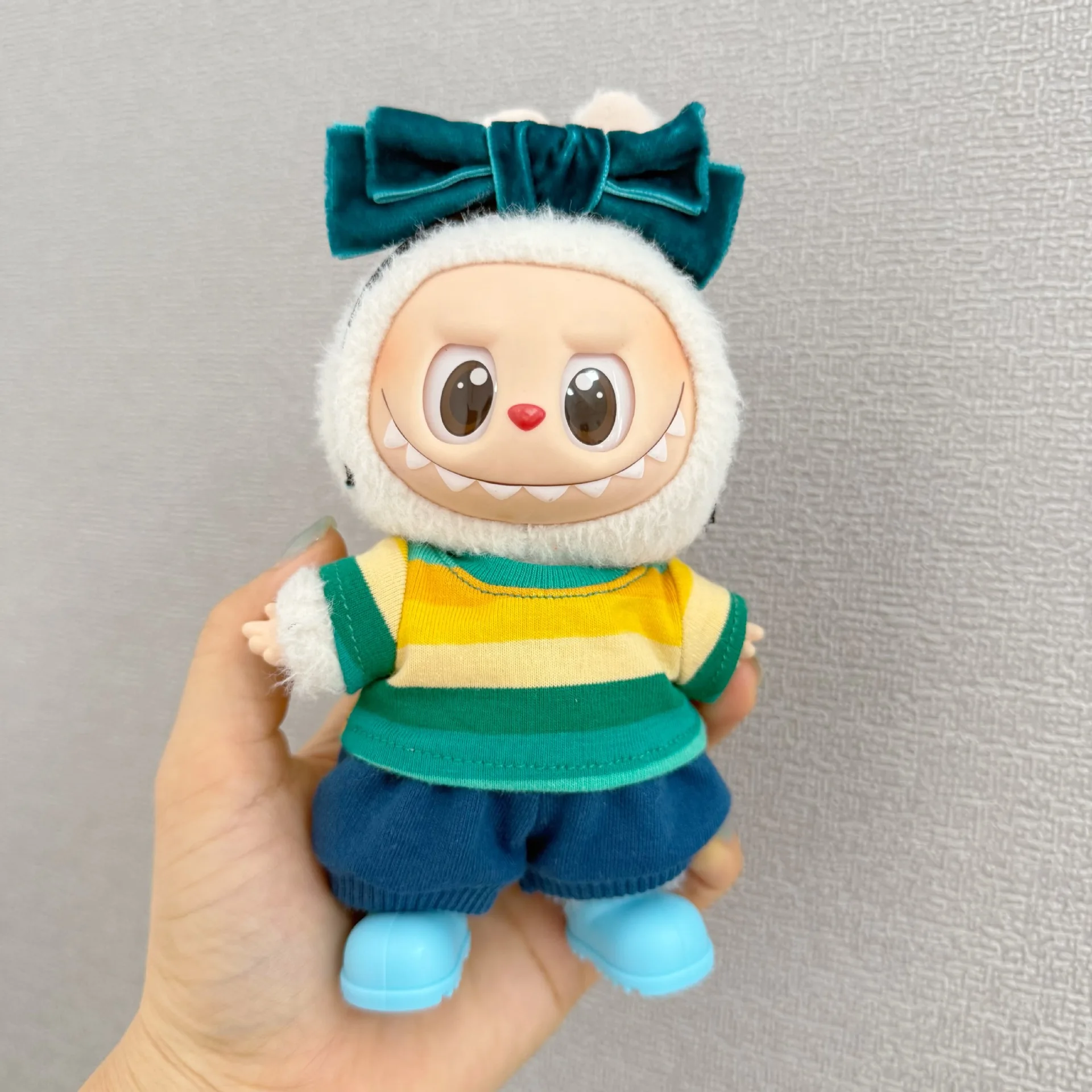 

Cute Style Outfit For 15/17cm 1st-3rd Gen Labubu Dolls YellowGreen Striped Shirt With Big Bow Headband