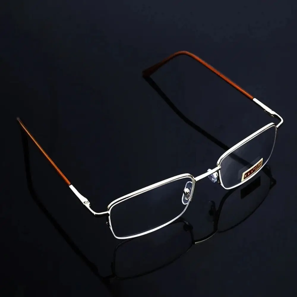 Elegante Augenschutz-Lesebrille Ultraleichte Metall-Presbyopie-Brille Eckige Bürobrille