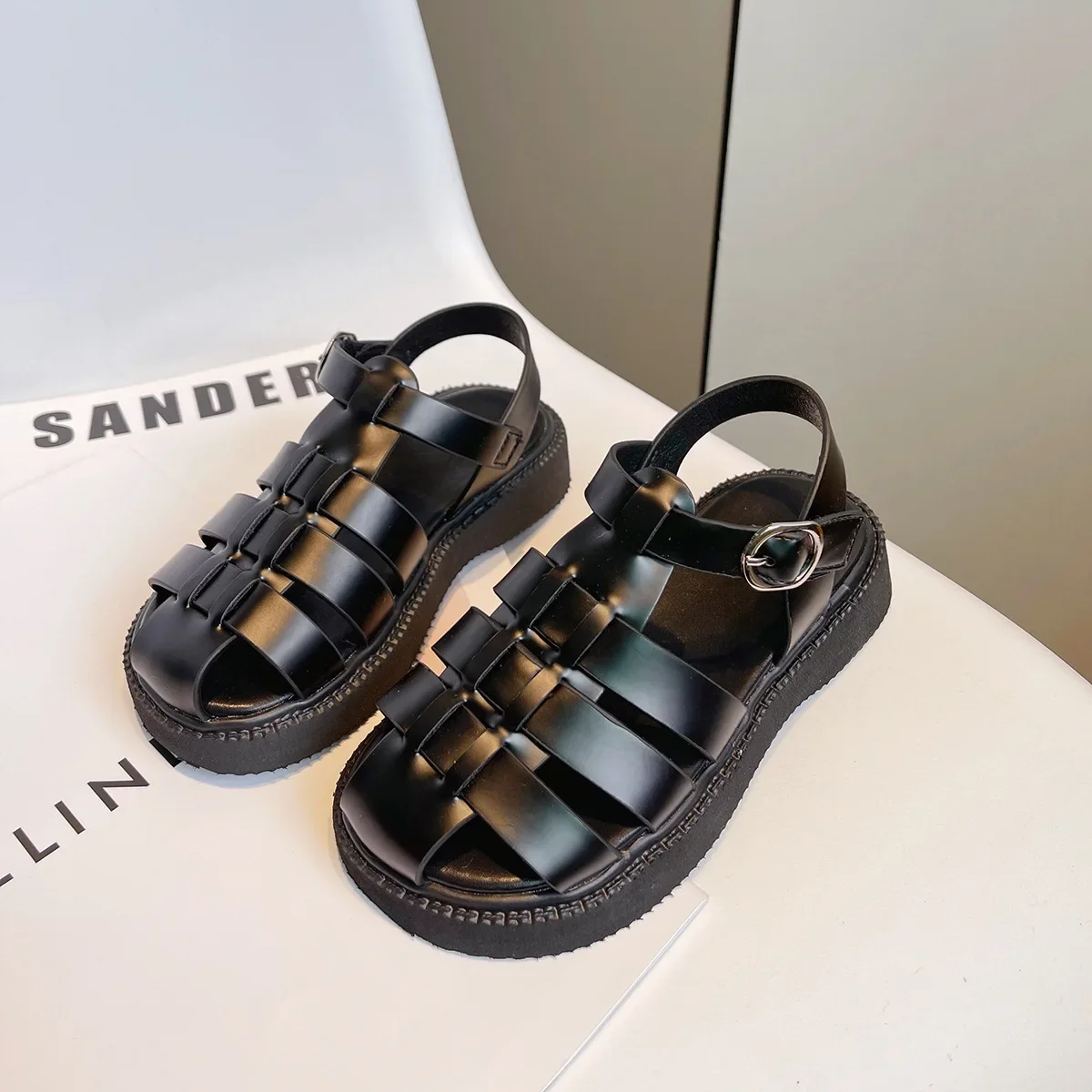 Children's Summer Sandals Girls Woven Baotou Princess Shoes Non-slip Hollow Roman Soft Sole Leather Shoes Buckle Roman Slippers