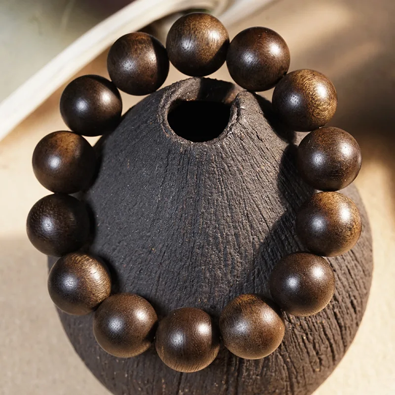 Chinese Traditional Feng Shui Lucky Blessing Natural Tarakan Aged Agarwood Beaded Bracelet Unisex Sweet Scent Wealth Attracting