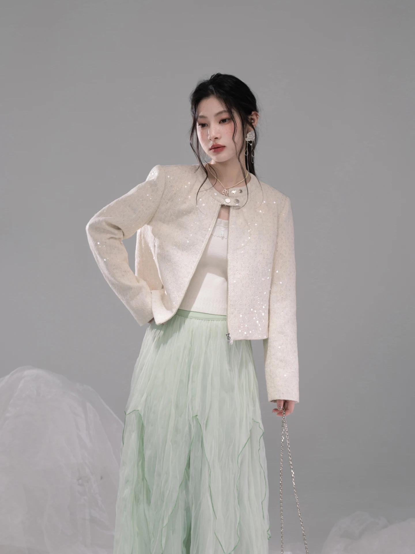 

COTRE Early Spring Glittering ell White Lace Sequin Jaet Outerwear Luxury Sle Stand Fit ort Coat for Women
