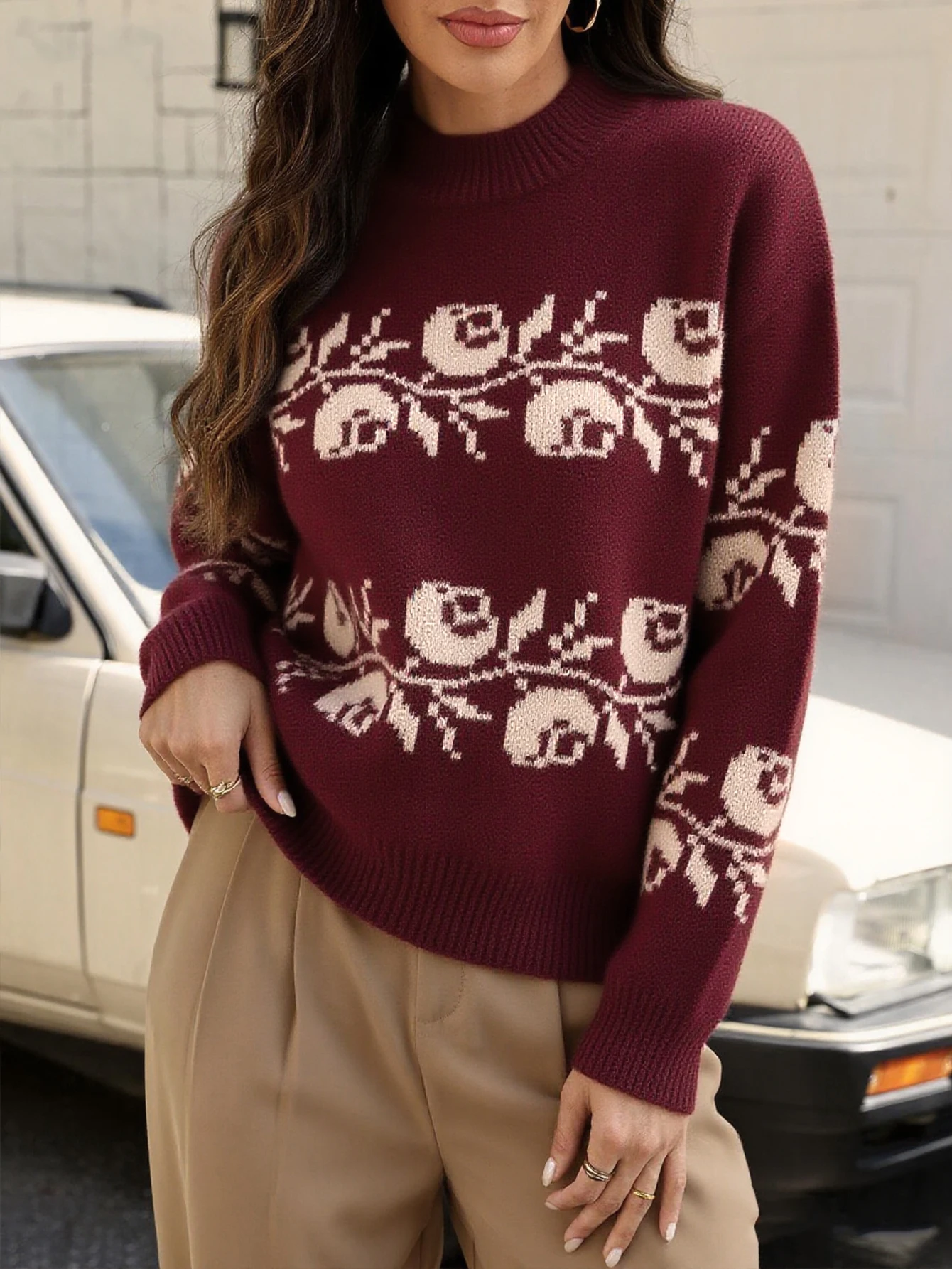 

Autumn and Winter New Niche Knit Cardigan for Women, Designed with a Lazy Style, Sweater Top, Burgundy Jacquard Pattern, Loose Round Neck Design, Pullover, Casual and Elegant Autumn and Winter Top, Basic Versatile Style for Urban Commuting, Stylish and Ca