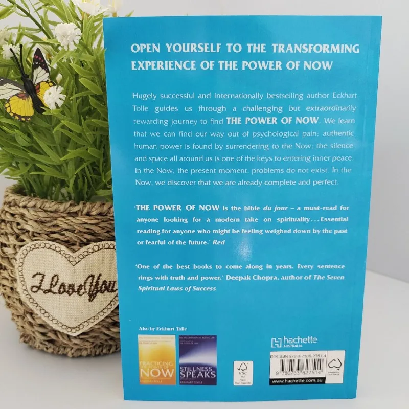 Kekuatan Saat Ini oleh Eckhart Tolle