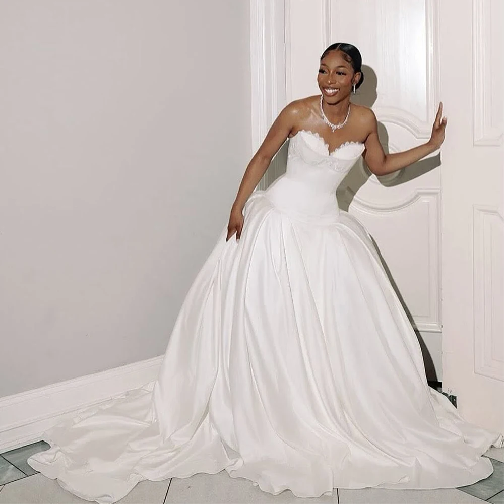 

Vintage Wedding Dresses for Bride Sweetheart Lace up Closure Lace Satin Africa Bridal Gowns robes de mariee Customized