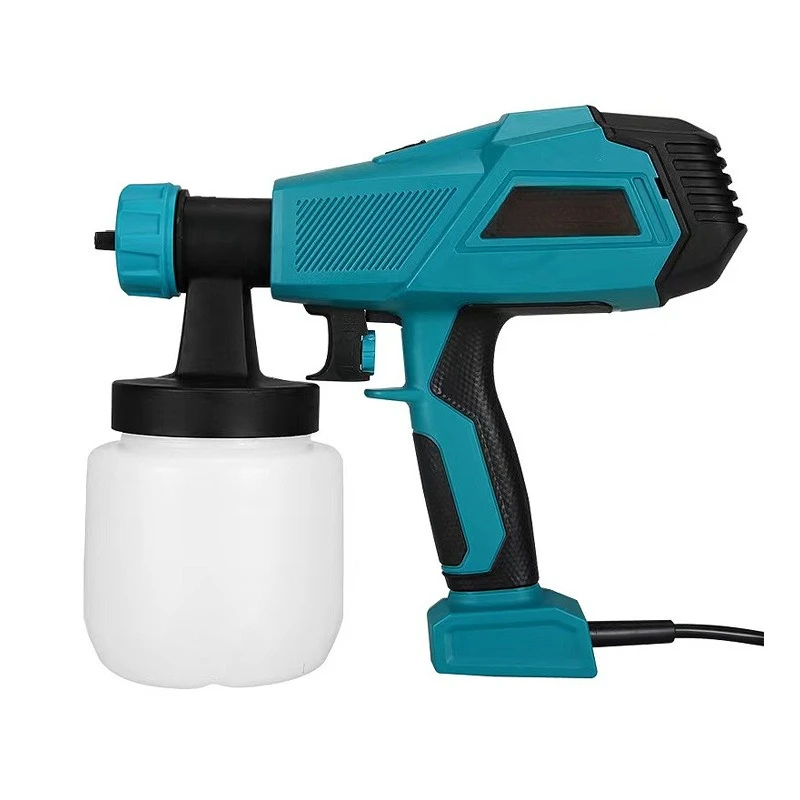 Holding a new sandblasting machine to bake mousse starry sky French pastry birthday cake chocolate shape coloring
