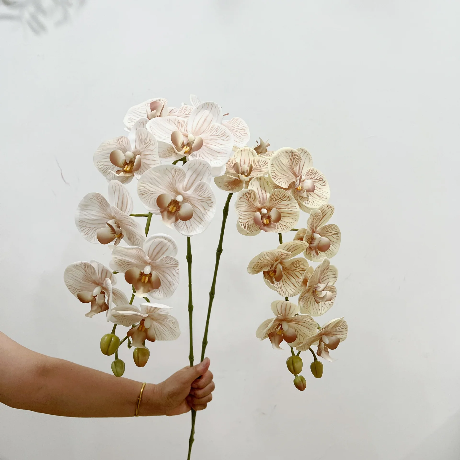 3 Stück Künstliche Latex-Orchideen mit 9 Blüten, Echt Aussehende Blumen für Hochzeiten, Heimdekoration, Party-Tischdekoration, Künstliche Phalaenopsis-Blumen – Detail 4