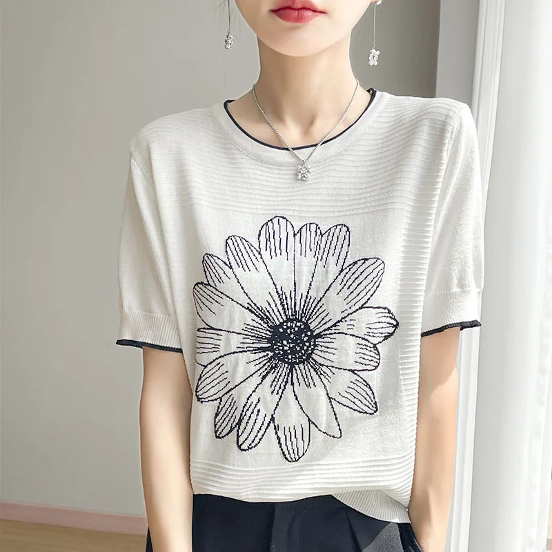 Novedad de verano, suéter de punto, camiseta de manga corta con bordado de girasoles, abrigo holgado de talla grande de seda helada para mujer