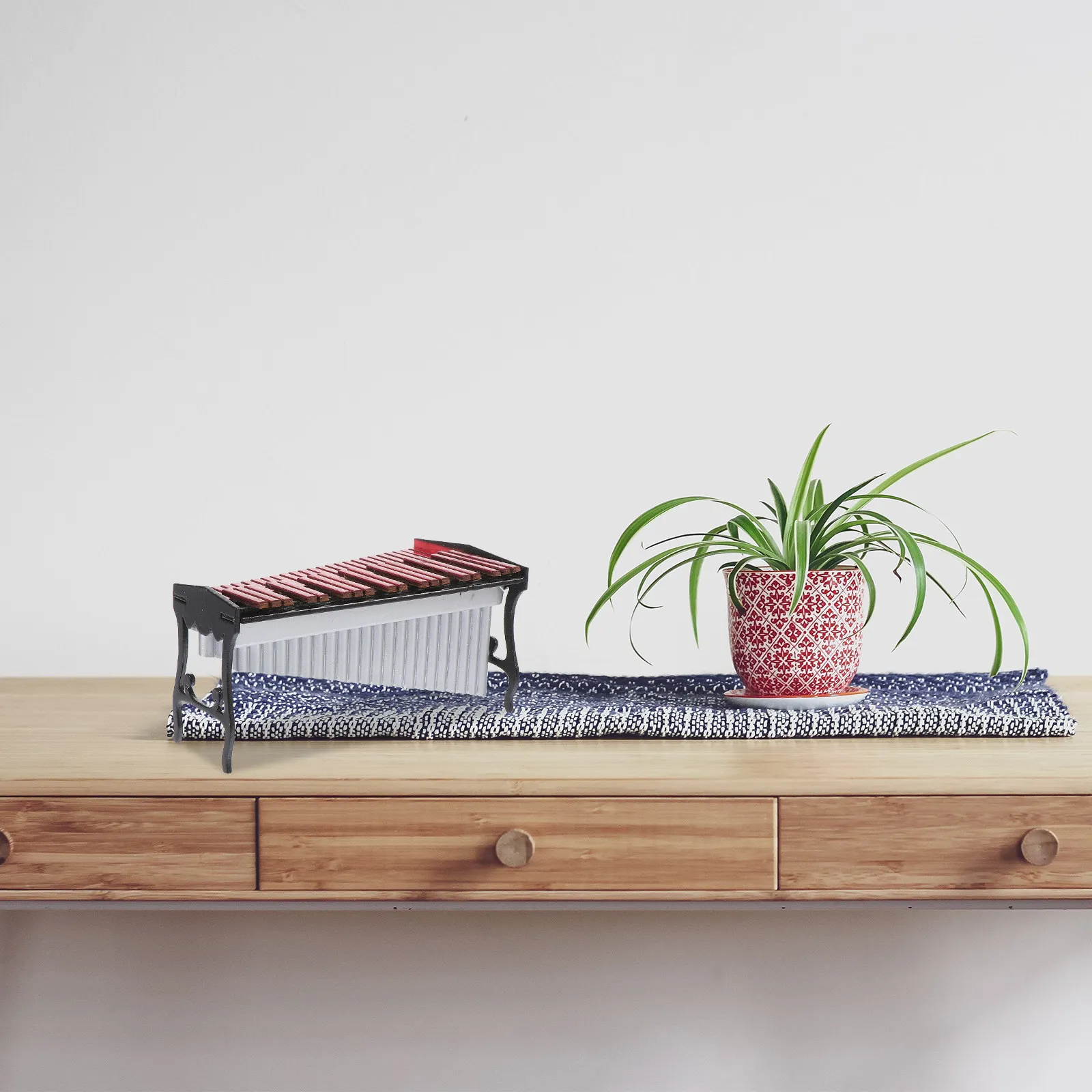 

Набор миниатюрных маримб: Декоративный музыкальный инструмент ручной работы, идеально подходит для коллекции миниатюрных домиков и праздничных подарков