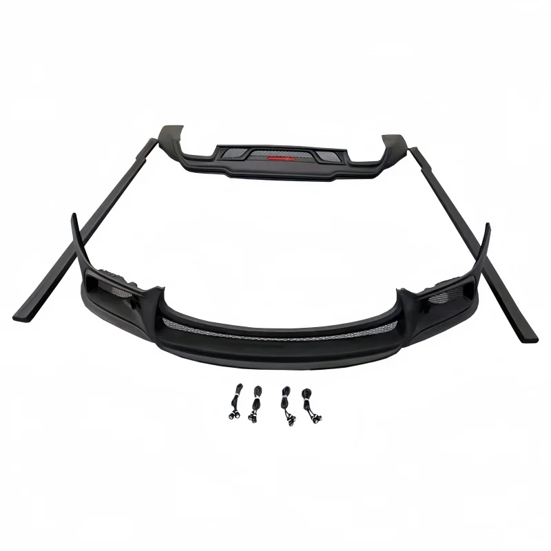 

Подходит для Maserati Ghibli: обновленная модель WALD с полным комплектом обвеса из настоящего карбона.