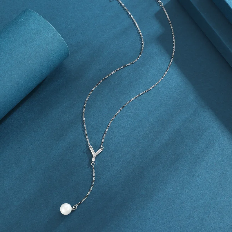

Fashionable Y-letter pearl necklace, a light luxury and niche design collarbone chain for women