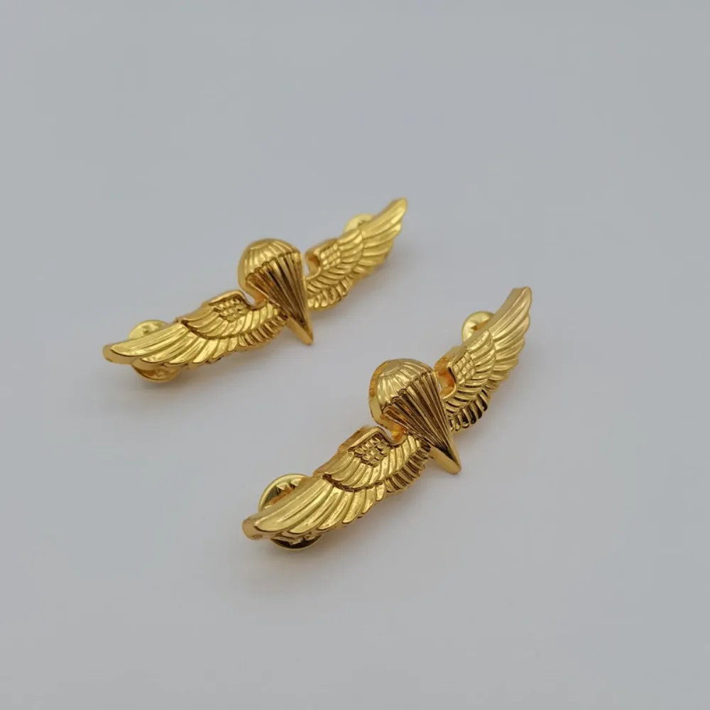 Trendy Gold Silver Plated Airplane Metal Wing Brooch for Men Women Vintage Pilot Aviator Pin Badge Backpack Clothing Accessories view 3