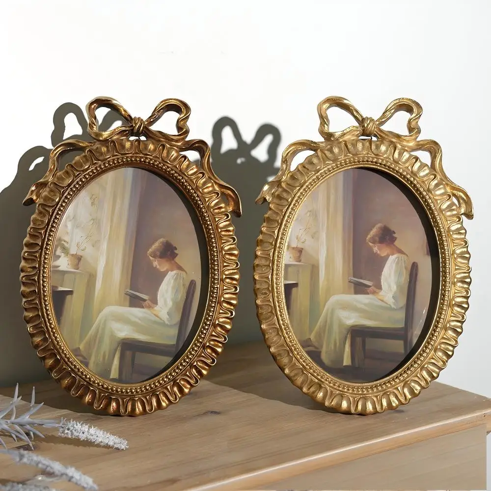 European Vintage Golden Resin Photo Frame with Embossed Bow Border, Wall-Mounted Picture Frame for Home Display