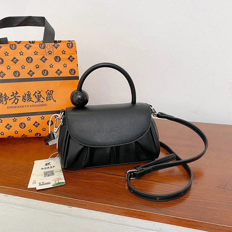 

2025 Spring Cute Wrinkled Underarm Bag for Women, Soft Cloud Crossbody Purse, Minimalist Daily Shoulder Bag for Dating & Commute