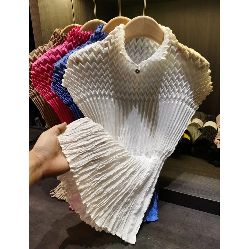 

Miyake Pleated 2026 Original Fashion Pleated Solid Color Stand Collar Pleated T-Shirt Summer Slim Fit High Elasticity Thin Top