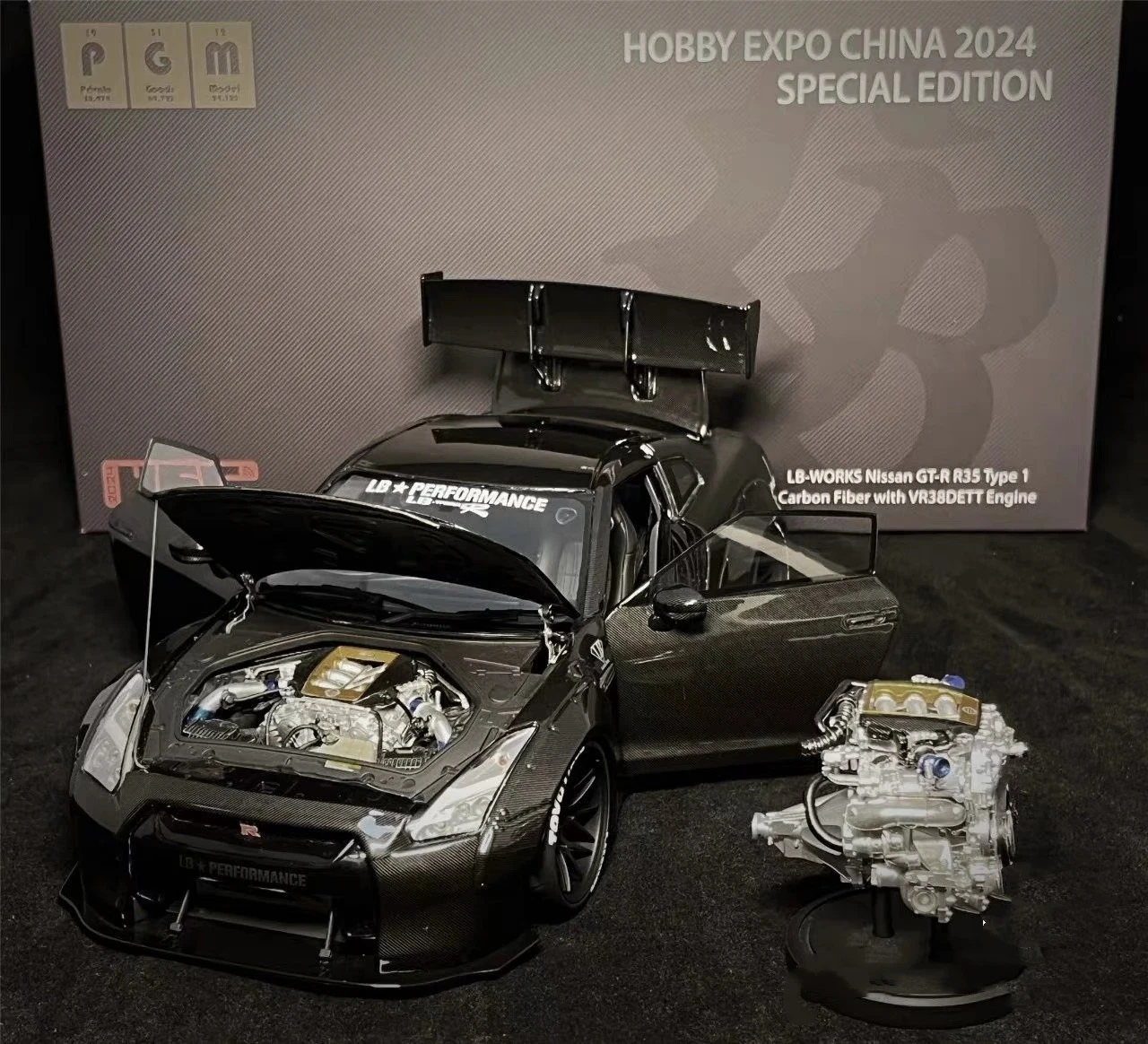 PGM 1:18 LB R35 Carbon Fibre JDM Simulation Limited Edition All Open Alloy Metal Static Car Model Toy Gift