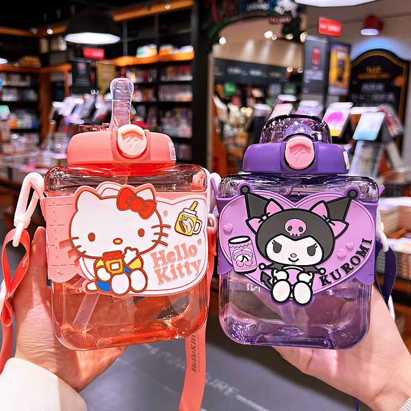 900ml Sanrio Plastic Water Bottle Hello Kitty Anime Cute Kuromi Large Capacity Straw Water Cup Portable Coffee Drinking Cup Gift