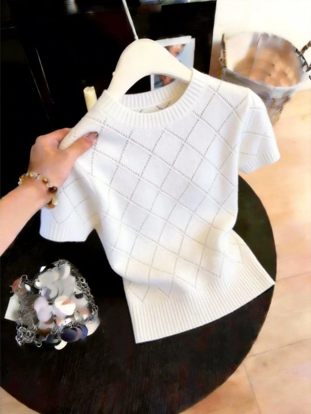

Summer New Style Women's White Knitted Short Sleeve T-shirt round Neck Thin Feeling Casual Fashion Medium Softness Knitwear