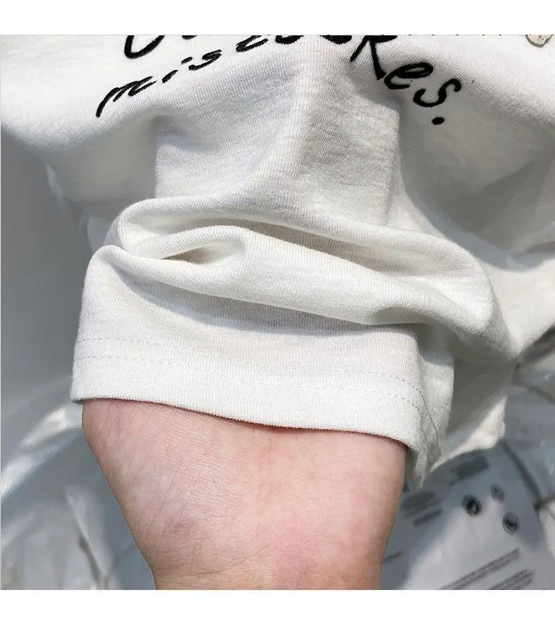 Sommer Skew Kragen T-shirt für Frauen Brief Gedruckt Modal Kurzarm Top Koreanische Casual Mode Weibliche Off Schulter Tees