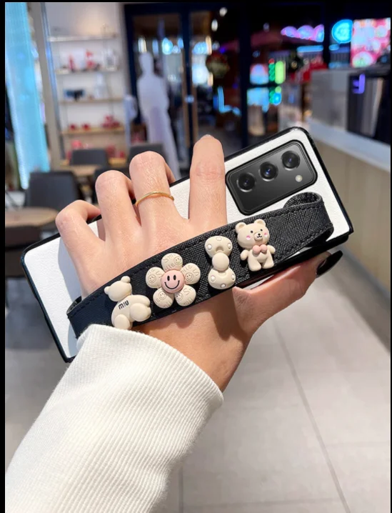 Cute Wrist strap PU Leather Phone Case For Samsung Galaxy Z Fold 3 2 Wristband Cover for Galaxy ZFold 5 4 Z Fold 7 6 Funda Coque