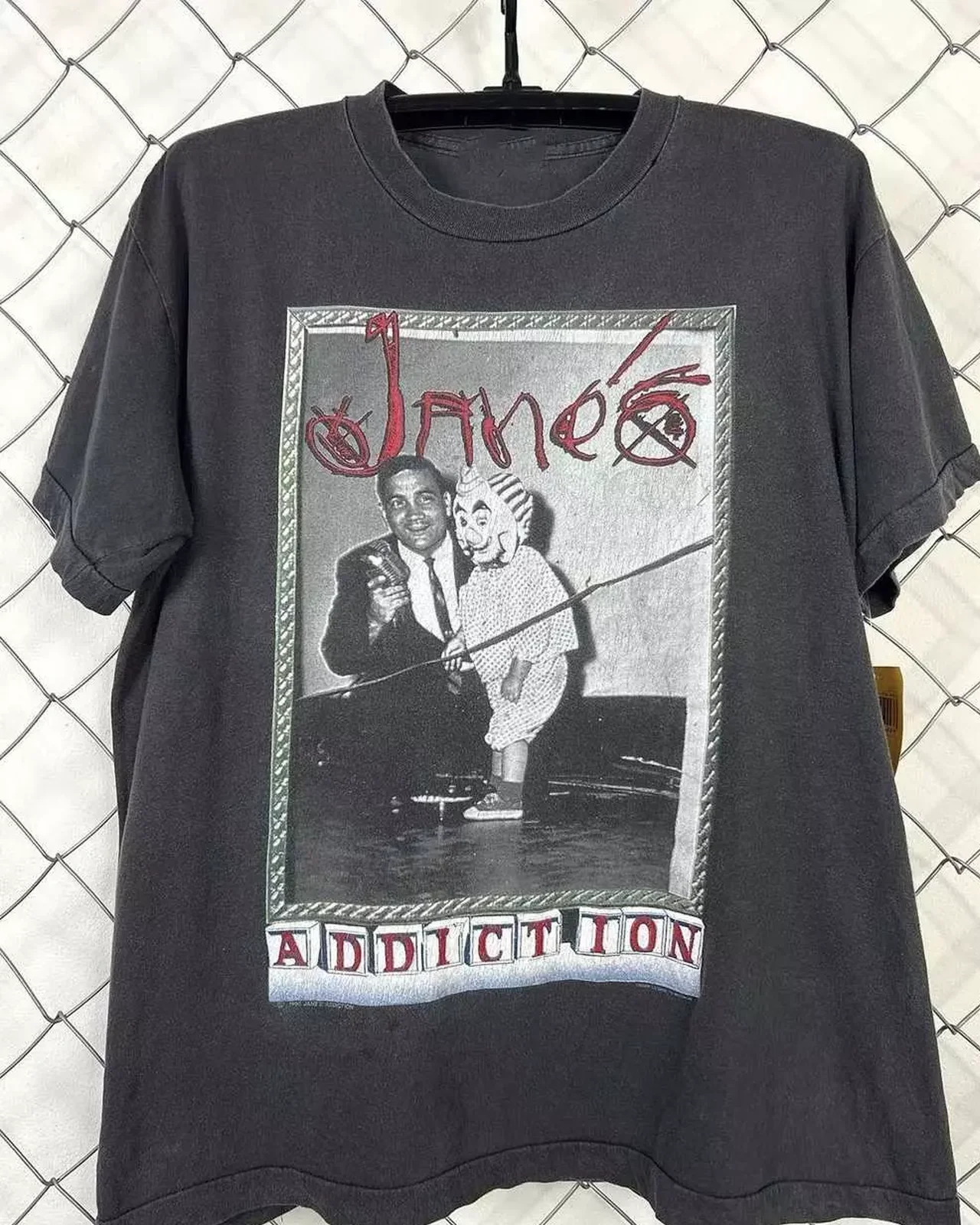 1990 Jane's Addiction Tour Band Gift For Fans-2345XL Unisex T-shirt EE1278