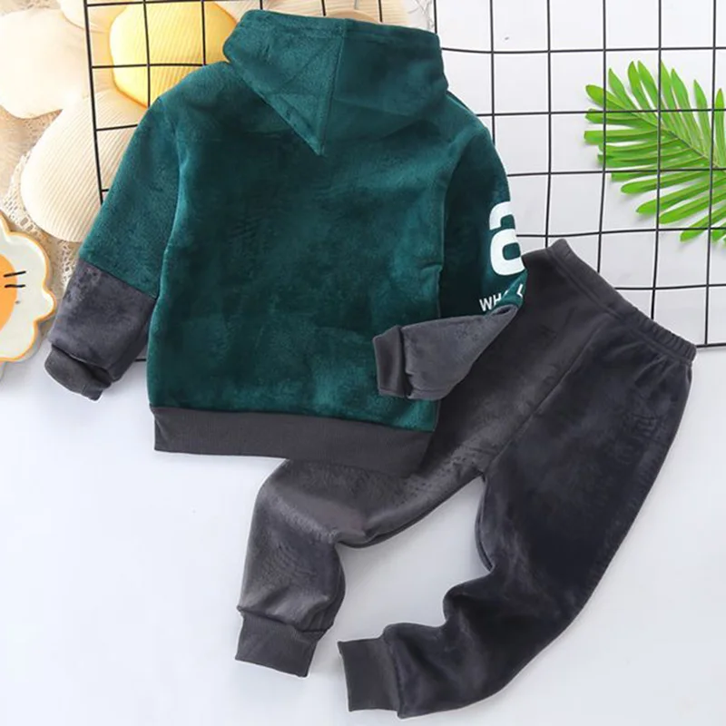 Winter Patchwork Velvet Boys 2 Piece Sets Handsome Thick Hooded Sweatshirt Kids Conjunto Warm Jogger Pants Tracksuit Child Suit