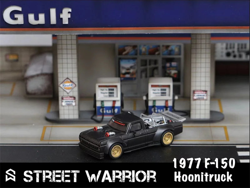 

Street Weapon SW 1:64 1977 Ford F-150 Block43 Hoonitruck Blue / Matt Black Diecast Model Car