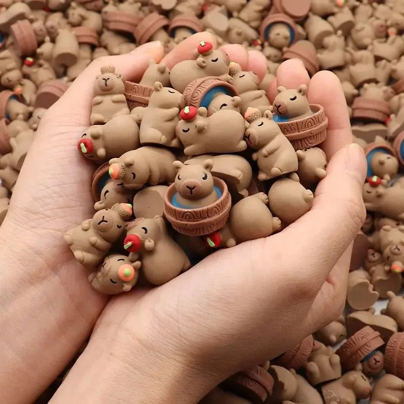 3D Capybara Figurines Capybara Party Favors Cute Animal DIY Ornament Supplies for Kids Capybara Home Decoration Ornament