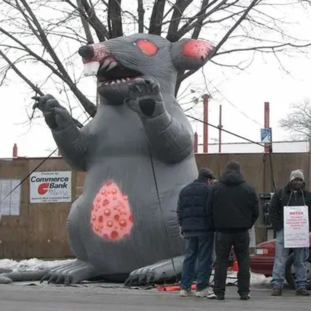 Customized outdoor creepy giant inflatable mouse grey inflatable rat model for advertising