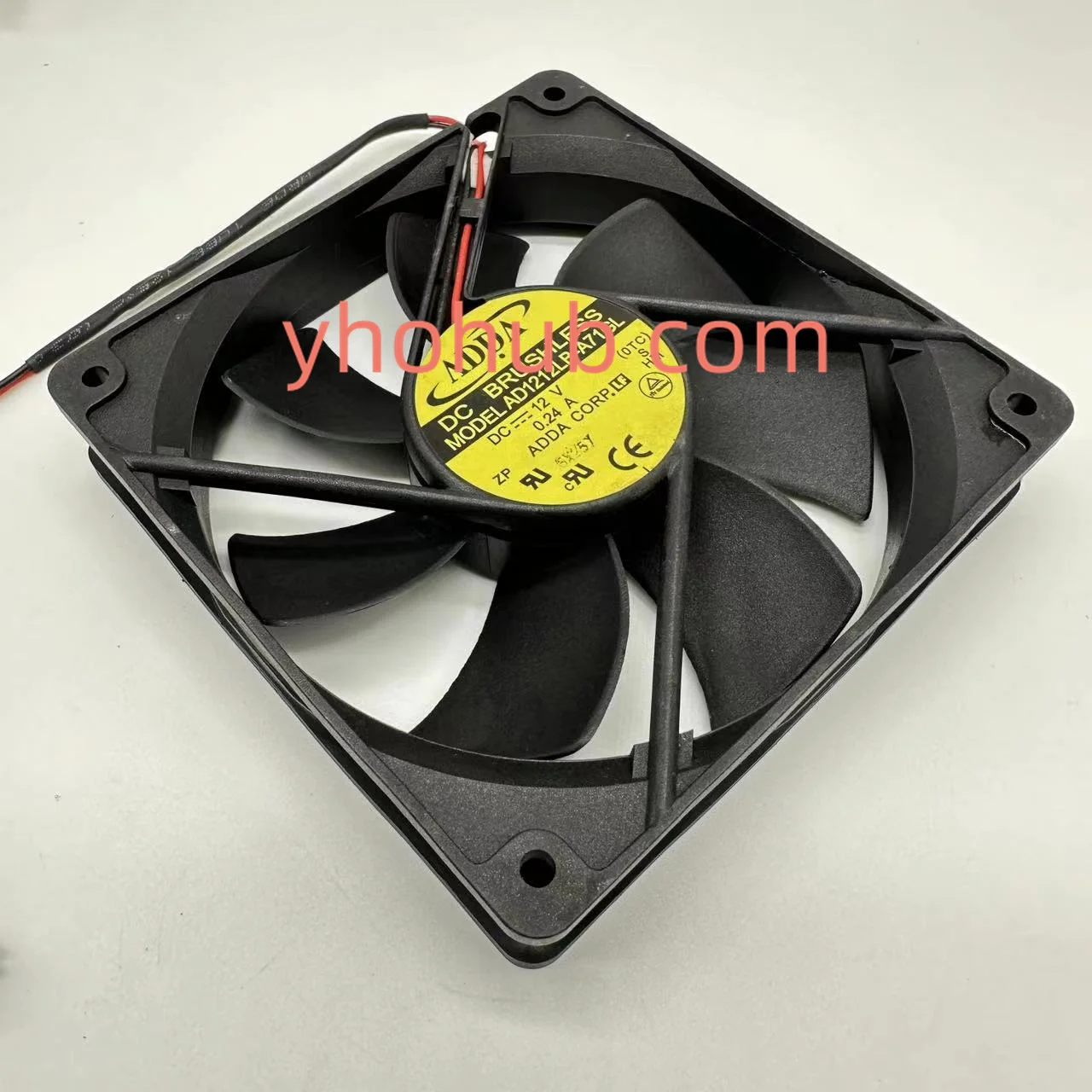 

ADDA AD1212LB-A71GL DC 12V 0.24A 120x120x25mm 2-Wire Server Cooling Fan