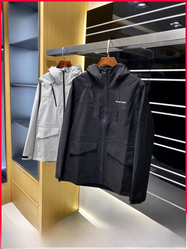 

High-End Sl Fully Sed Men's Outdoor Casual Hooded Windproof Waterproof Jaet Autumn Rainproof Zipper Decorated Stan...