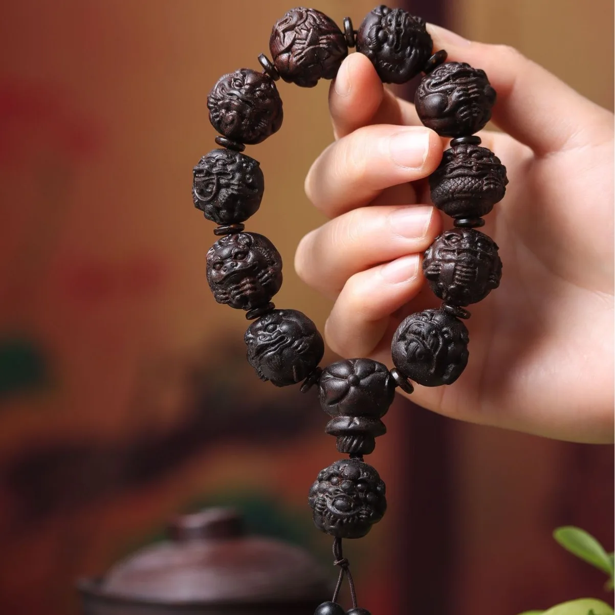 

Натуральный желтый агаровый резной девять сыновь дракона Пи Сю Будда бусины браслет унисекс культурные украшения