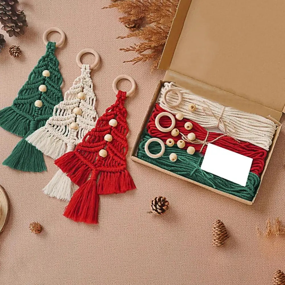 Crochet Christmas Tree Ornament 3