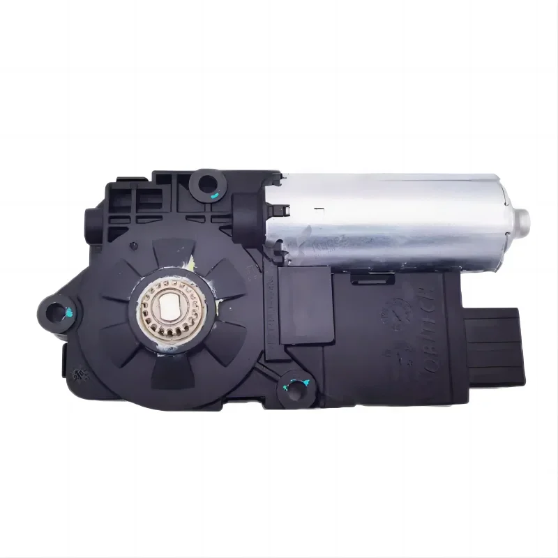 Applicable to Changan CS15 CS35 PLUS sunroof motor from 2016 to 2021