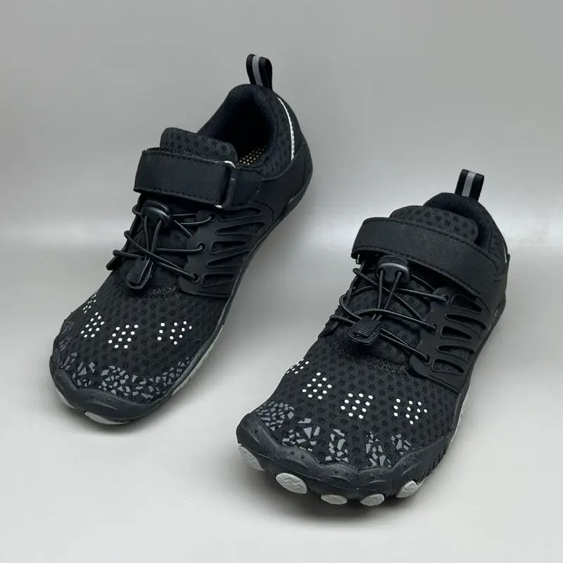 

Classic trend casual sneakers men's lightweight breathable running shoes men's fashion low-top flat bottom casual sneakers