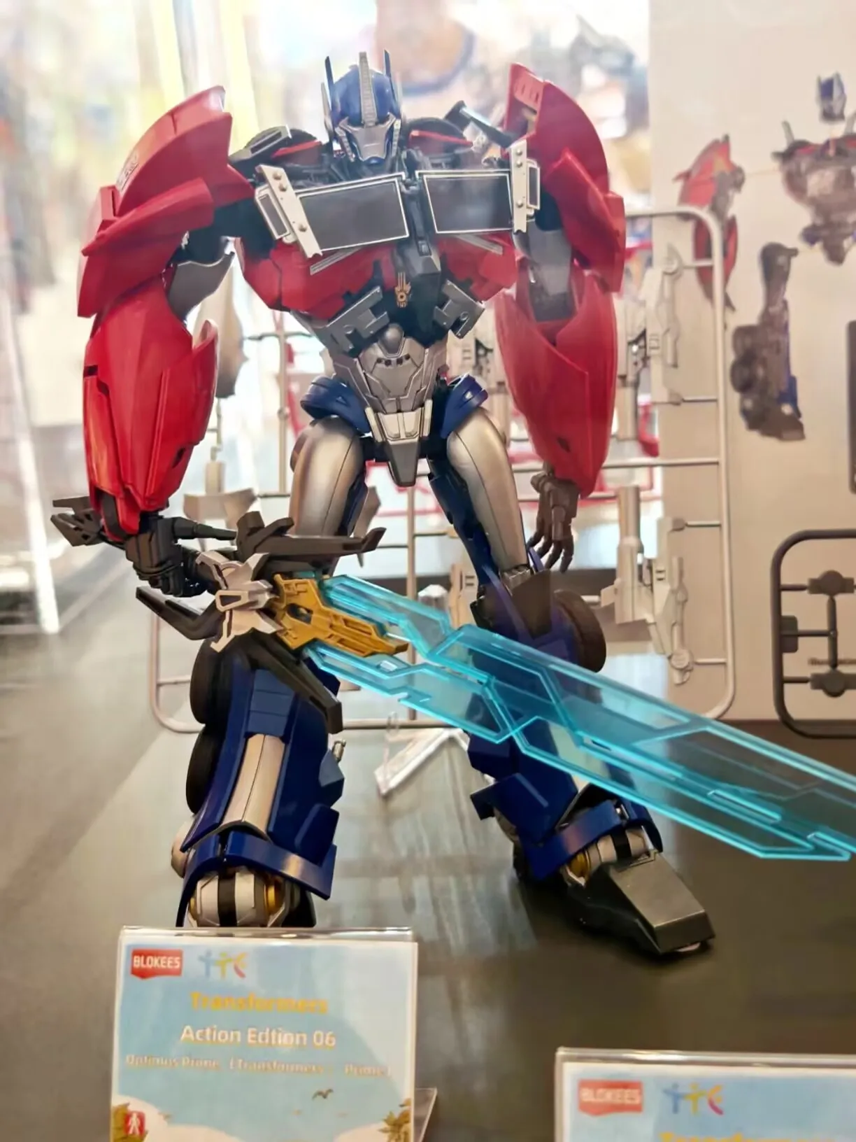 Blokees Transformers Optimus Prime Transformers: Prime Legend Edition Transformers Figure Collection Assembly Model Kit Gift Toy view 5