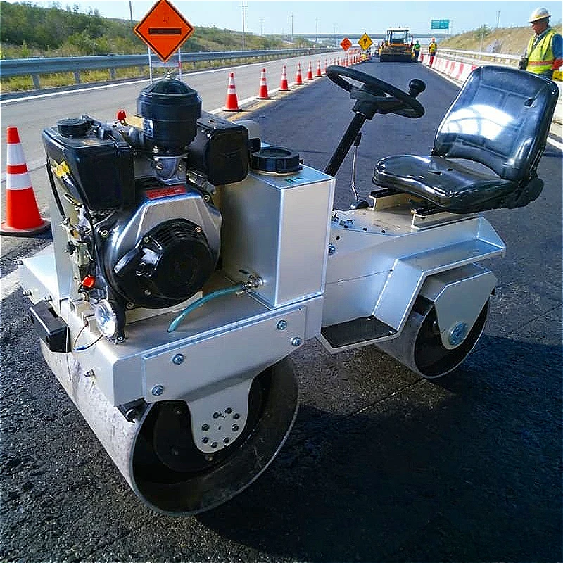 High Quality Double Drum Road Roller for Continuous Asphalt Compaction for Operator Safety Construction Site Customized Sale