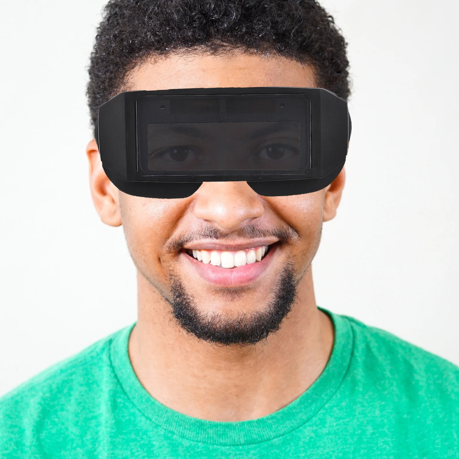 

1Set Automatic Darkening Welding Glasses Clear Vision Comfortable Wear Heat Impact Resistance for Various Welding Jobs