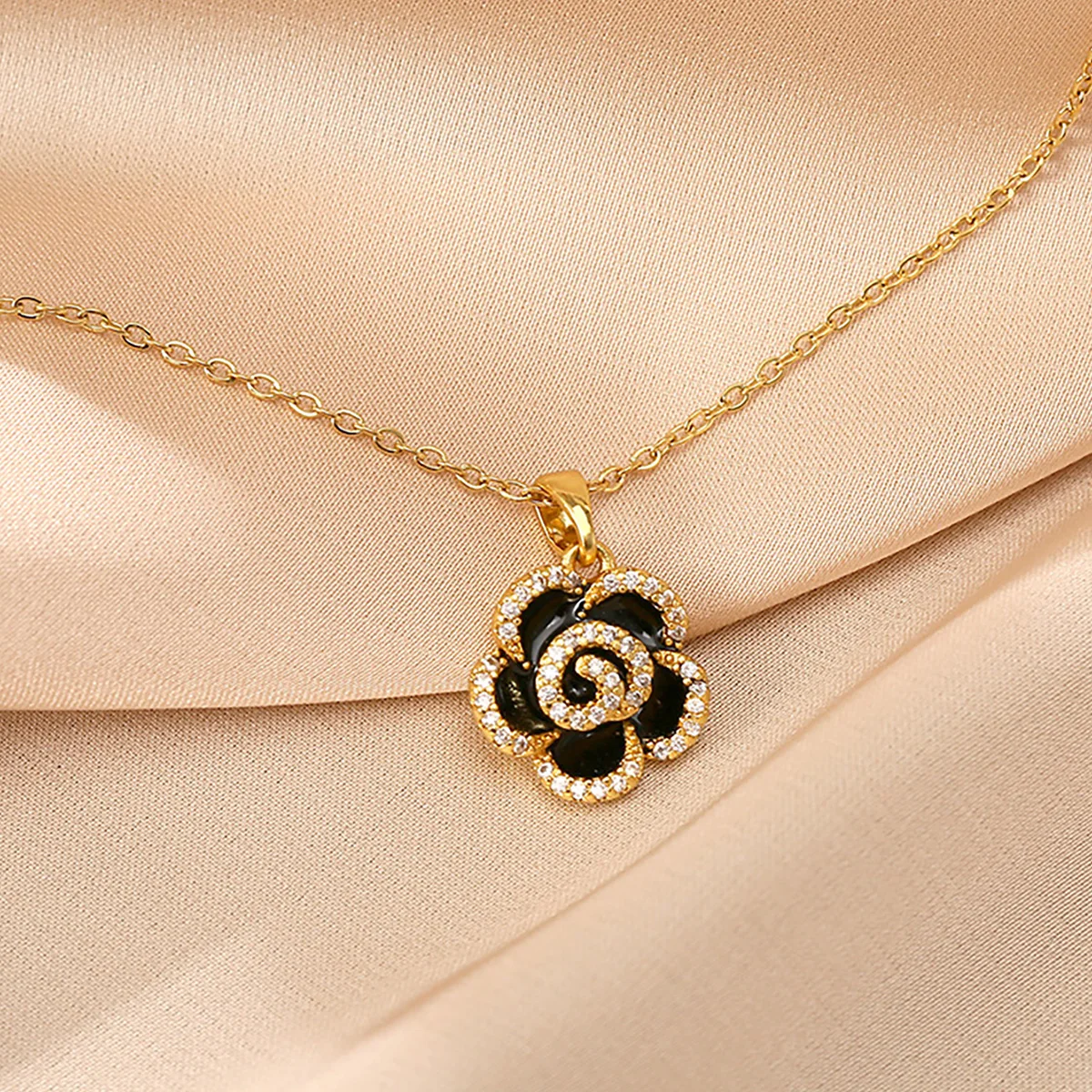 1PC Black Camellia Pendant Necklace for Women Gold Plated Copper Stainless Steel Chain Girls Jewelry Banquet Daily Wear Gift