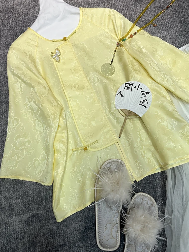 

Silk Floral Embroidered irt Chinese Sle Women's Top Thin Seven Sve Summer Faionable Qipao Inspired round Ne irt