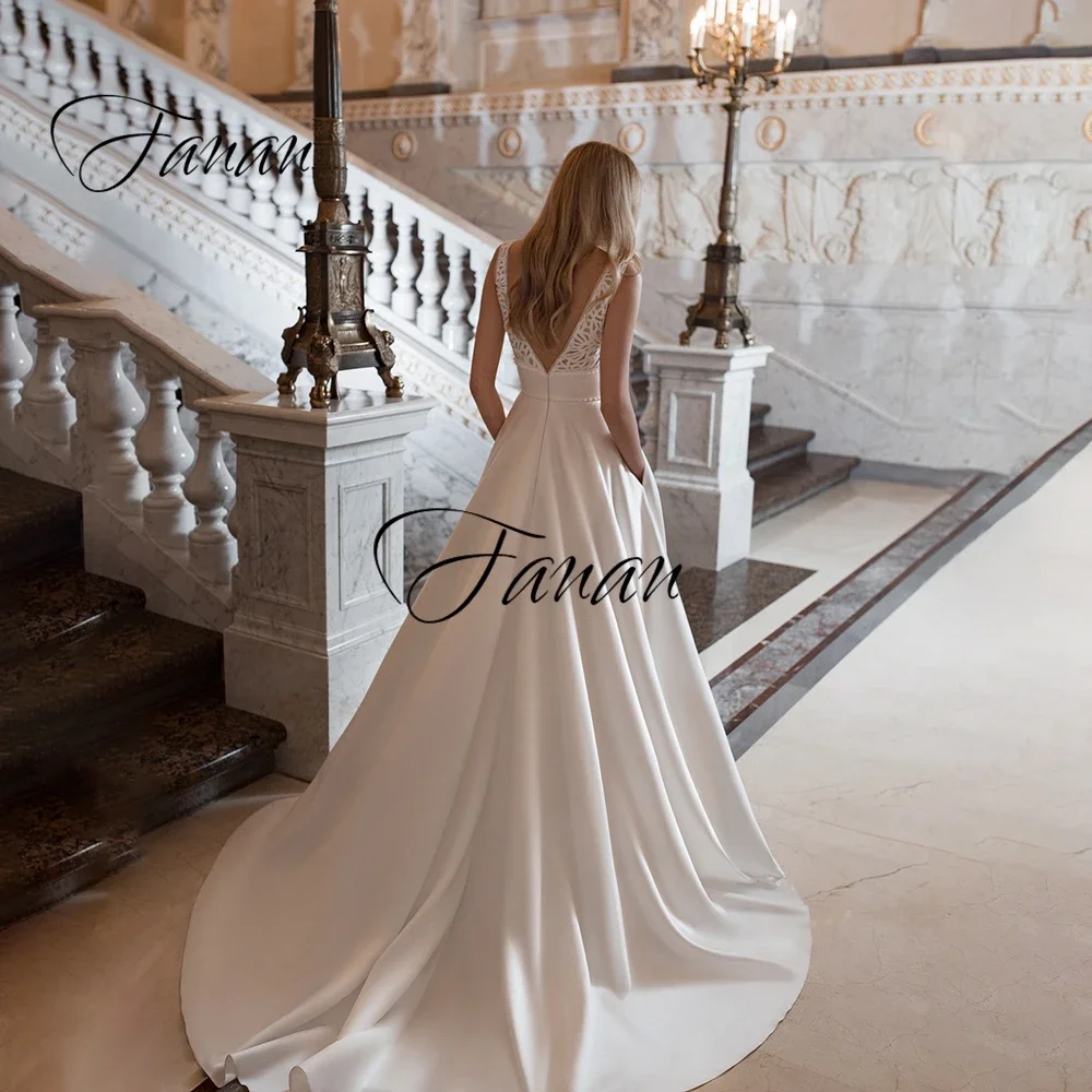 Customized New V-Neck Sleeveless A-Line Wedding Dresses Lace Backless Court Train Whith Pockets Bridal Gown Свадебное платье rob